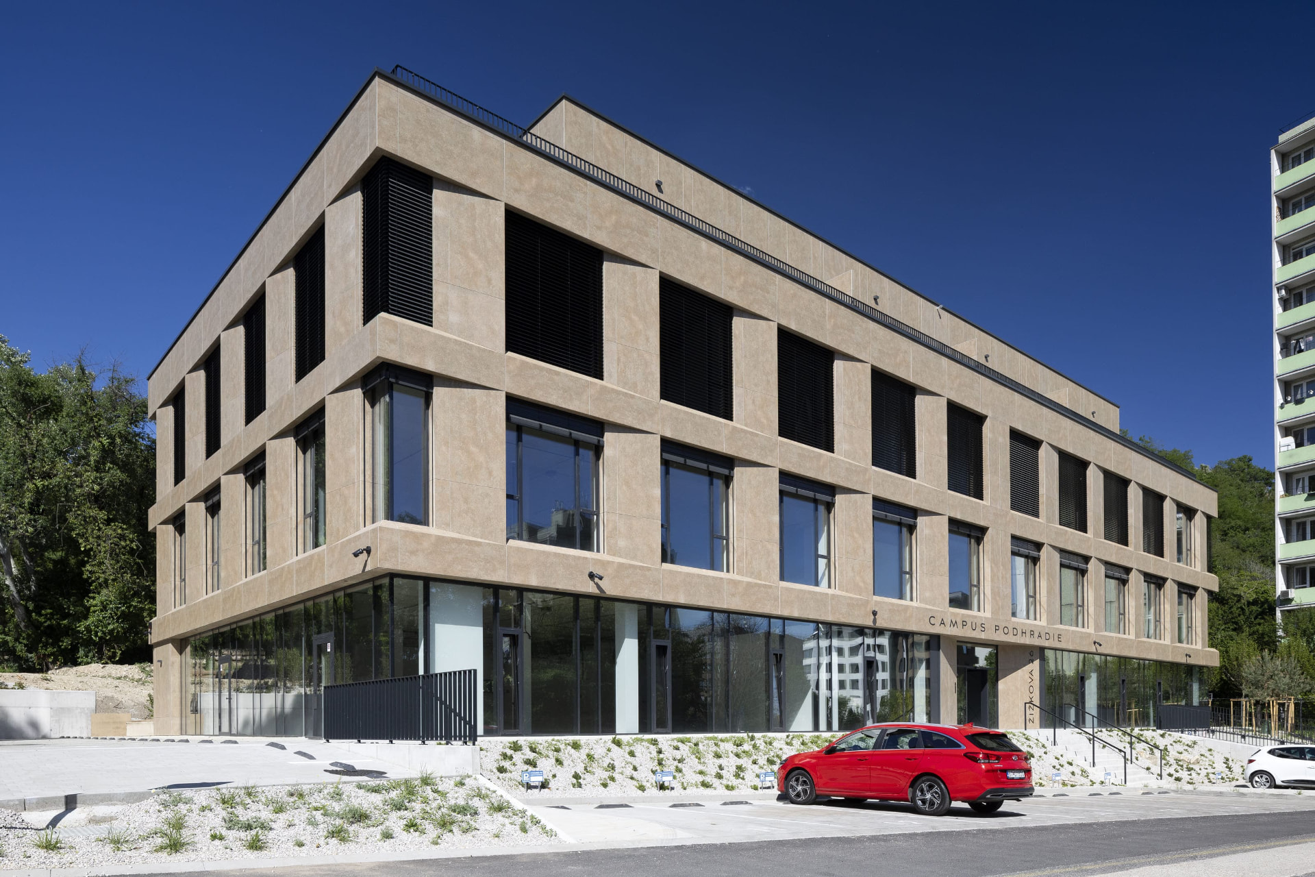Campus Podhradie — zornicka / architects